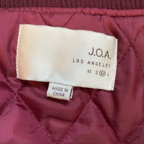 J.O.A. Faux Fur Maroon Bomber Jacket Size M - Picture 7 of 8